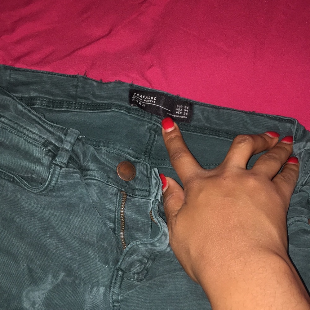 Women’s Zara jeans size 4